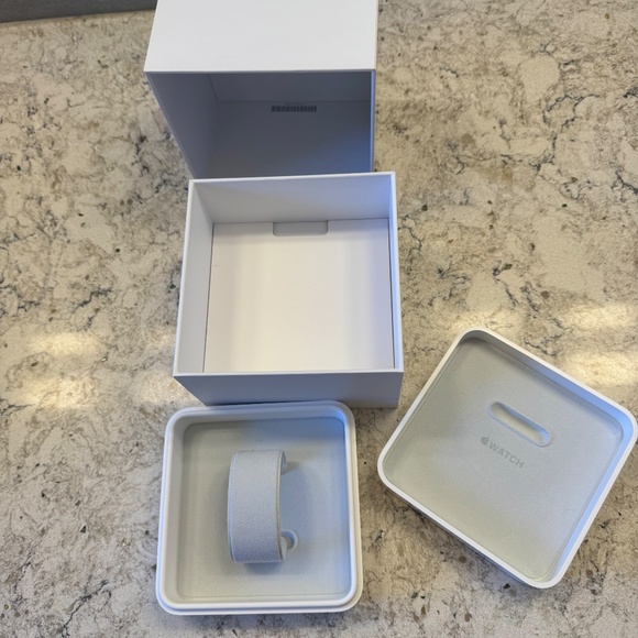 Apple Watch 1 Original 42mm Sports band Empty Box Square White Hard Plastic - Picture 5 of 11